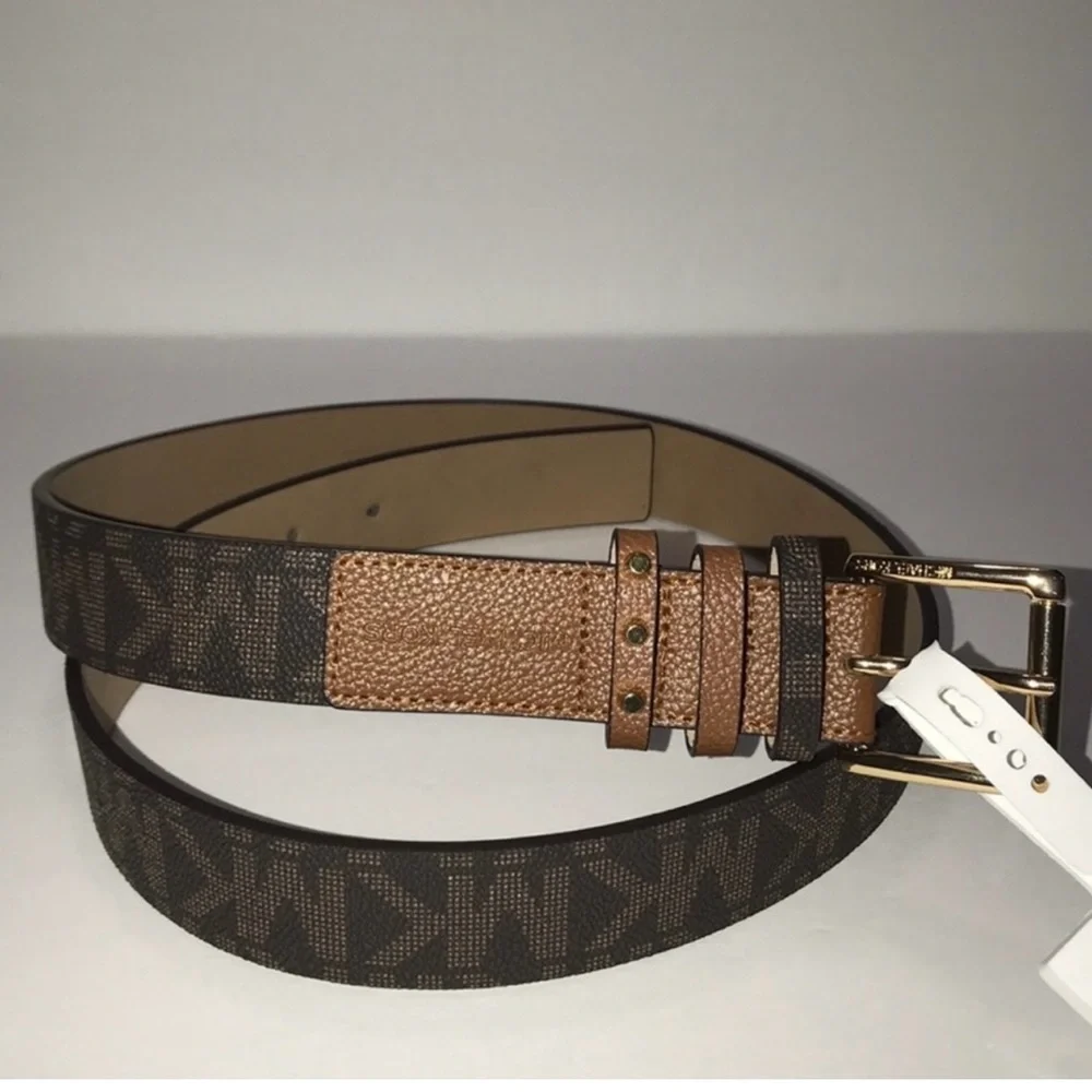 Michael Kors Belt Brown Signature MK Logo. Size Medium. NWT